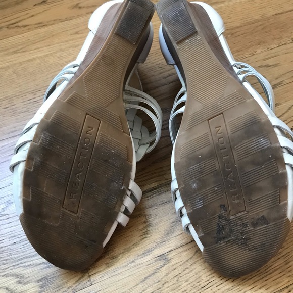 White Kenneth Cole Reaction “Warm Cedarle” leather wedge sandals. - Picture 7 of 9